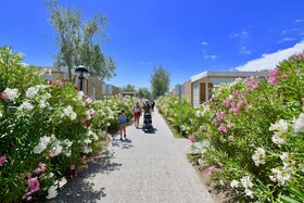 Isamar Holiday Village