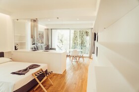 Marina Gardens Boutique&Suites