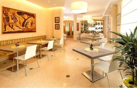 Hotel Antonella And Mael