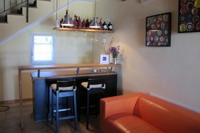 Insolent Inn