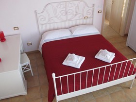 Insolent Inn