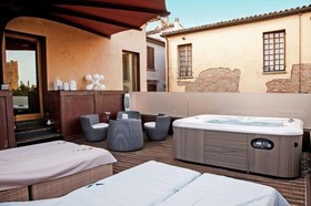 La Loggia Historic Resort