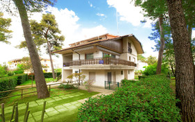 Appartamenti In Villa Lugnan
