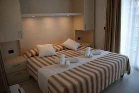 Hotel Aprilia