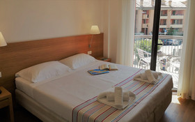 Lacroma Bio Hotel & Apartments