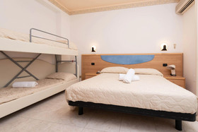 Hotel Paradiso