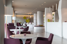 8Piuhotel