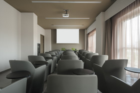 8Piuhotel