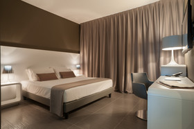 8Piuhotel