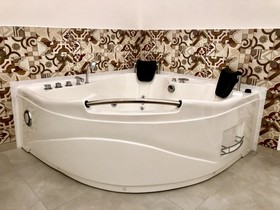 Ada Suites
