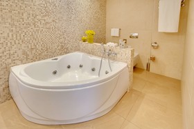 Best Western Plus Leone Di Messapia Hotel  & Conference