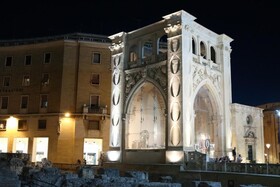 Central Plaza
