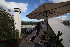 Idomeneo 63 Bed & Breakfast