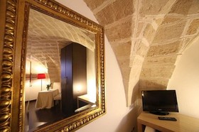 Idomeneo 63 Bed & Breakfast