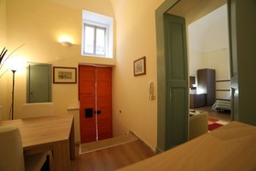 Idomeneo 63 Bed & Breakfast