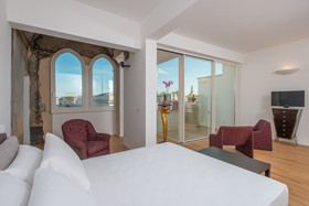 Le Bifore Charming House