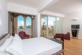 Le Bifore Charming House