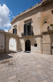 Palazzo De Noha
