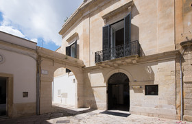 Palazzo De Noha