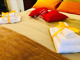 Piazza Duomo B&B