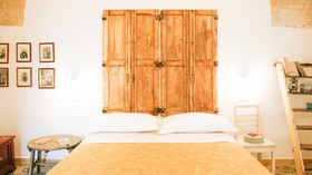 Sacrè Bleu Bed & Breakfast