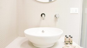 Sacrè Bleu Bed & Breakfast