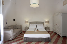 Santa Marta Suites & Apartments