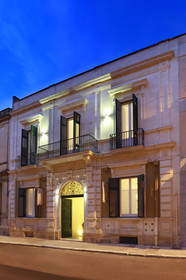 Santa Marta Suites & Apartments