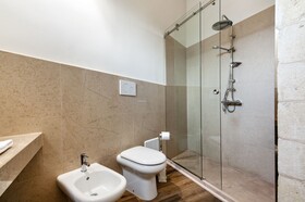 Vittoria Luxury House