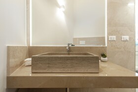 Vittoria Luxury House