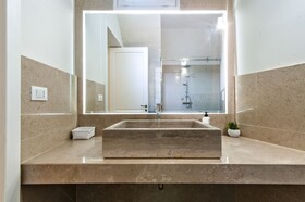 Vittoria Luxury House