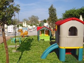 Cleo Residence