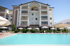 Cleo Residence