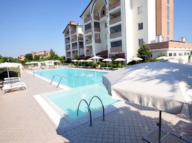 Cleo Residence