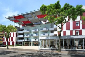 Domino Suite Hotel