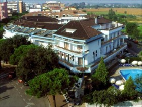 Family Hotel Alexander - Azzurro Club Vacanze