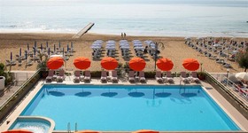 Hotel Astor
