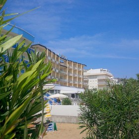 Hotel Astor