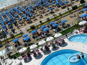 Baia del Mar Beach Boutique Hotel