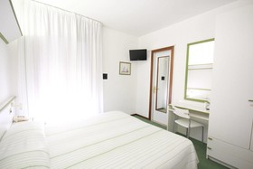 Hotel Iris