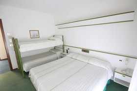 Hotel Iris