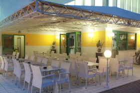 Hotel Iris
