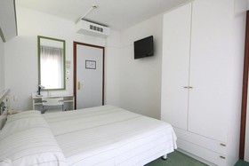 Hotel Iris