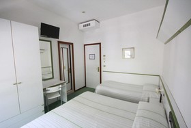 Hotel Iris