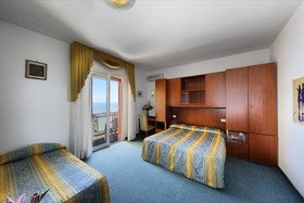 Hotel London