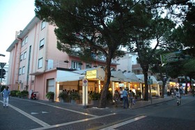 Hotel Moderno
