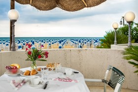 Hotel Montecarlo