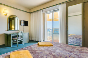 Hotel Montecarlo