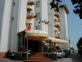 Hotel Montecarlo