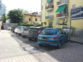 Hotel Trovatore